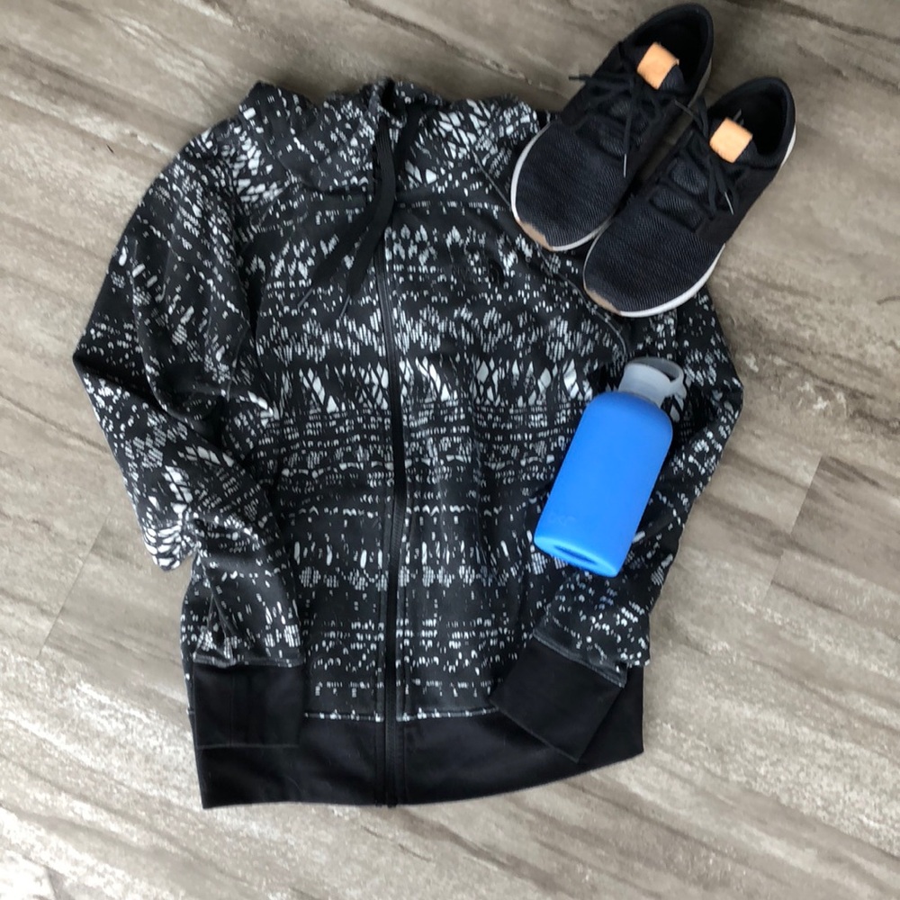 The North Face Geo Zip-up Hoodie